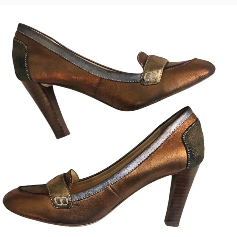 C.Petula‎ Made In France Womens Metallic 2 Toned Star Acc. Brushed Leather Heels
